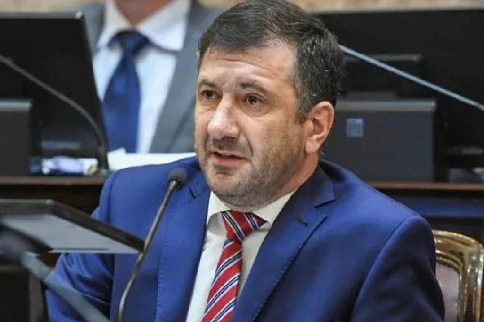 (Exsenador entrerriano) Senado dio de baja al personal de Edgardo Kueider tras su expulsión