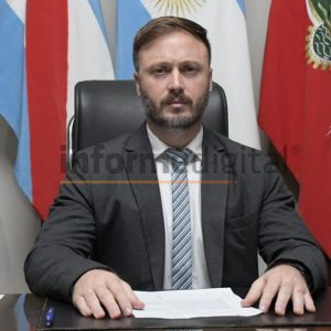 El Tribunal Electoral de la UCR bajó a Azcué de la presidencia