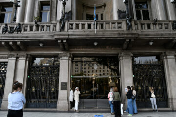 En medio de versiones de un decreto de Milei, la Auditoría cumple un mes de parálisis y crece la pelea en el Congreso