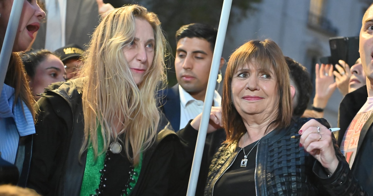 Acuerdo oculto entre Macri y Cristina Kirchner para frenar proyecto de ficha limpia, según el Gobierno