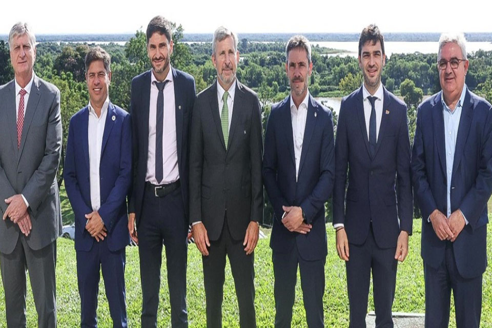 Cumbre de gobernadores: sin acuerdo por un documento contra el Gobierno y un contrapunto entre Kicillof y Frigerio