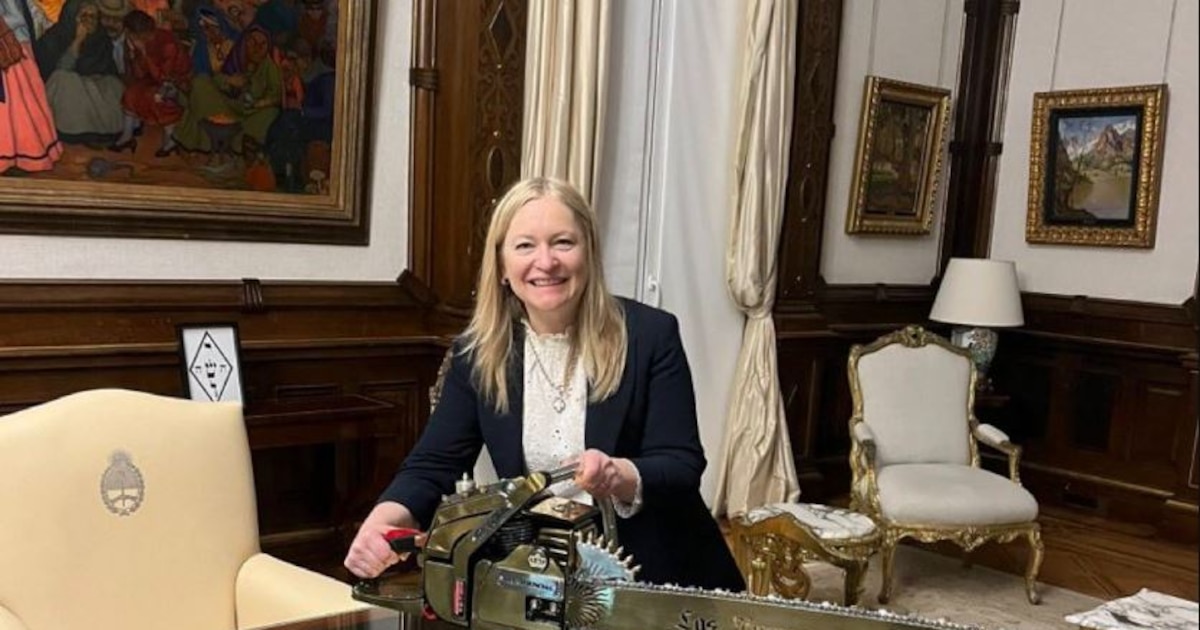 Hebe Casado busca afiliarse a La Libertad Avanza, pero enfrenta resistencia de Facundo Correa Llano y su entorno local