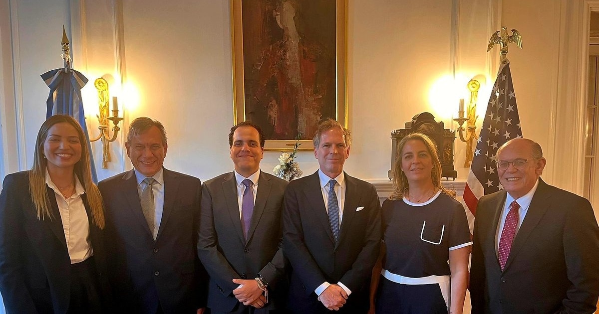 Venezolanos rescatados por EEUU agradecen a Javier Milei en encuentro en Washington mientras la Casa Rosada critica al régimen de Maduro