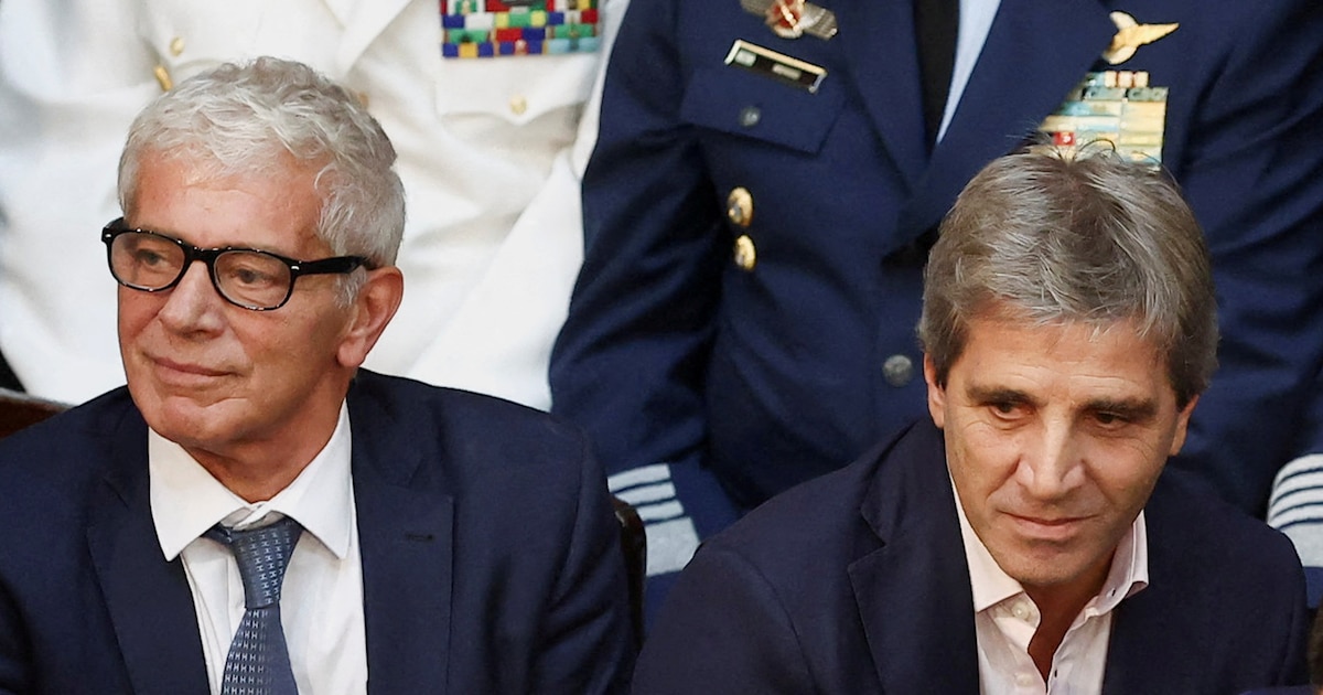 Oposición exige la presencia de Luis Caputo y Cúneo Libarona en el caso $Libra el miércoles, Menem confirma citaciones pero no detalles sobre asistencia.