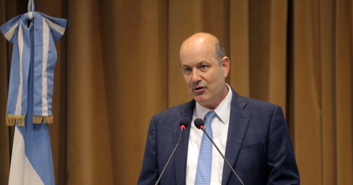 Gobierno establece fecha de desvinculación para empleados que reprobaron la prueba de idoneidad