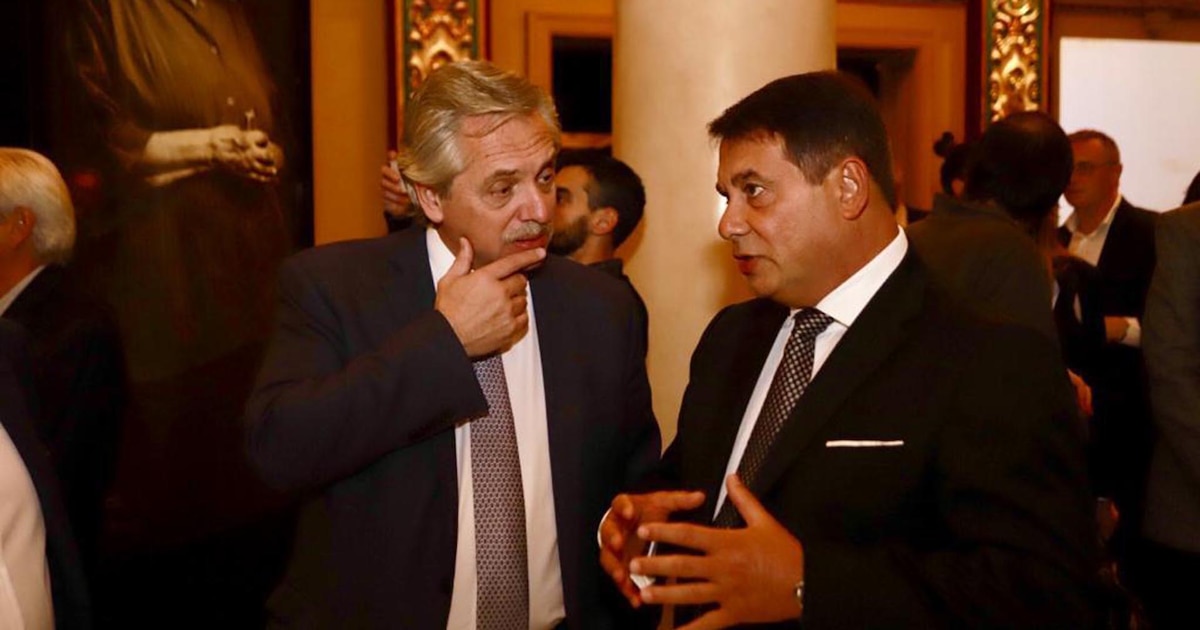 Alberto Fernández y sus lazos con los hermanos Whpei en un informe de la PROCELAC