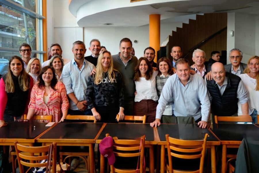 Con la gestión paralizada, el Gobierno juega a sus ministros para pelear el final de la campaña