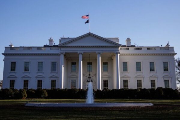 Samuel Corum captura momentos impactantes que reflejan la realidad a través de su lente en Getty Images