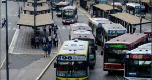 Aumento en el boleto del colectivo: guía para obtener un 55% de descuento