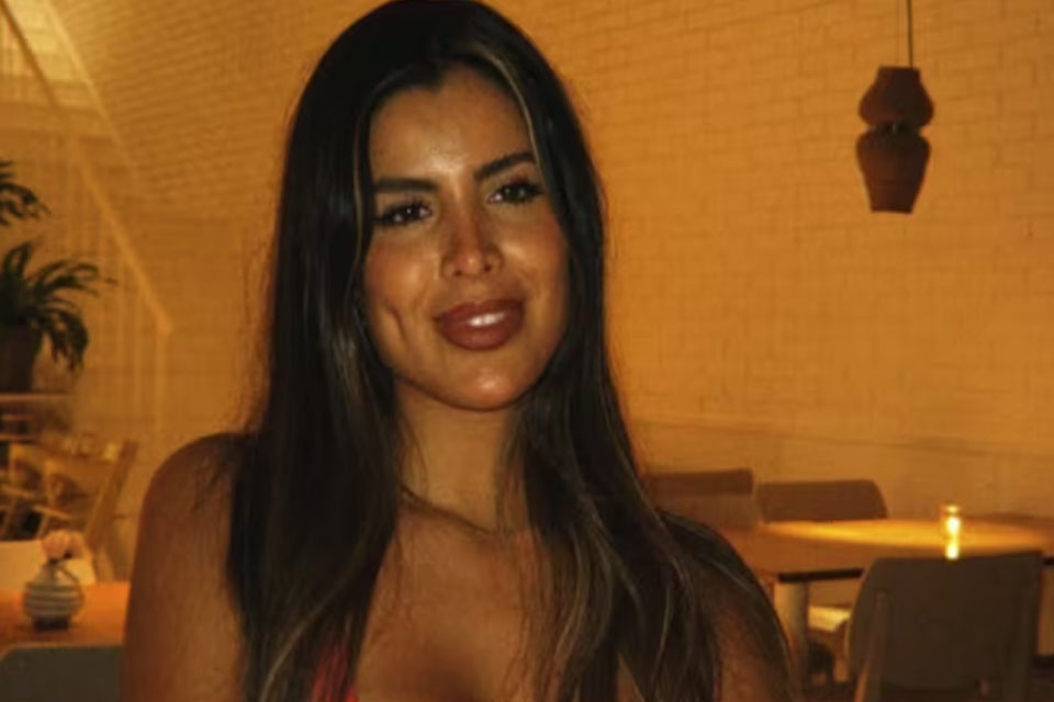 (Mención a Frigerio) Quién es Valentina Olguín, la cantante acusada de usar el CUIT de gobernadores para importar ropa