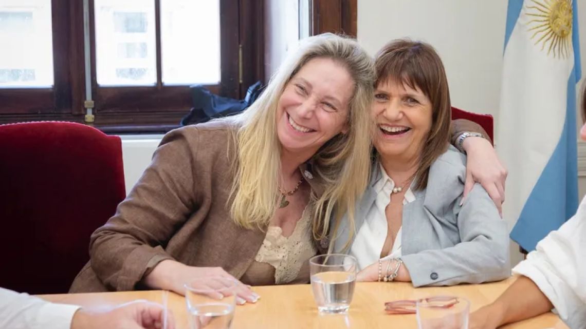 Patricia Bullrich y Karina Milei festejan los resultados de LLA en las provincias