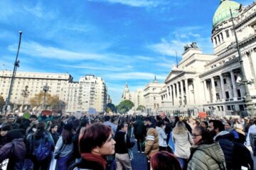 Masiva protesta frente al Congreso por la sanción de la Ley de Emergencia en Discapacidad