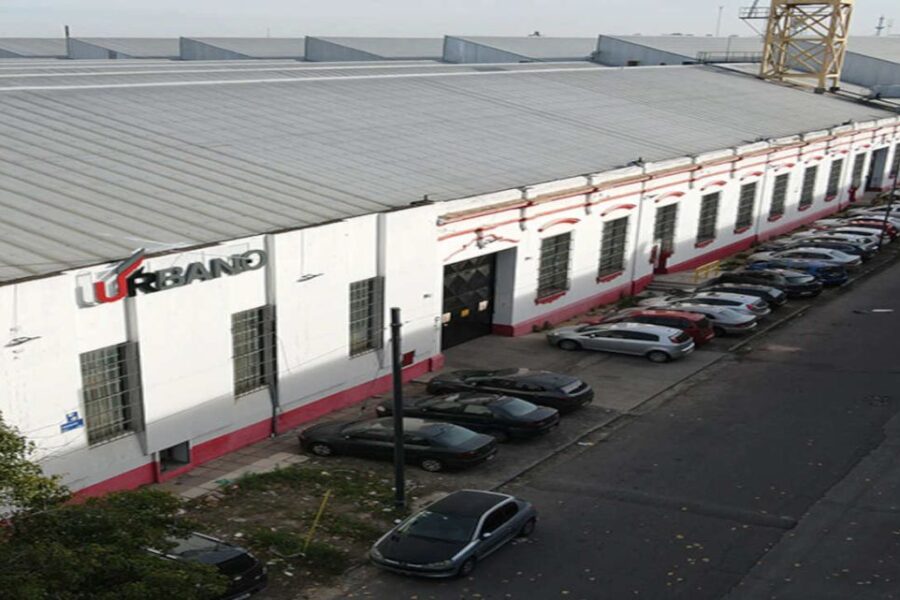 Urbano Express, la compañía logística seleccionada para suministrar pañales para adultos al PAMI y en el foco de atención.