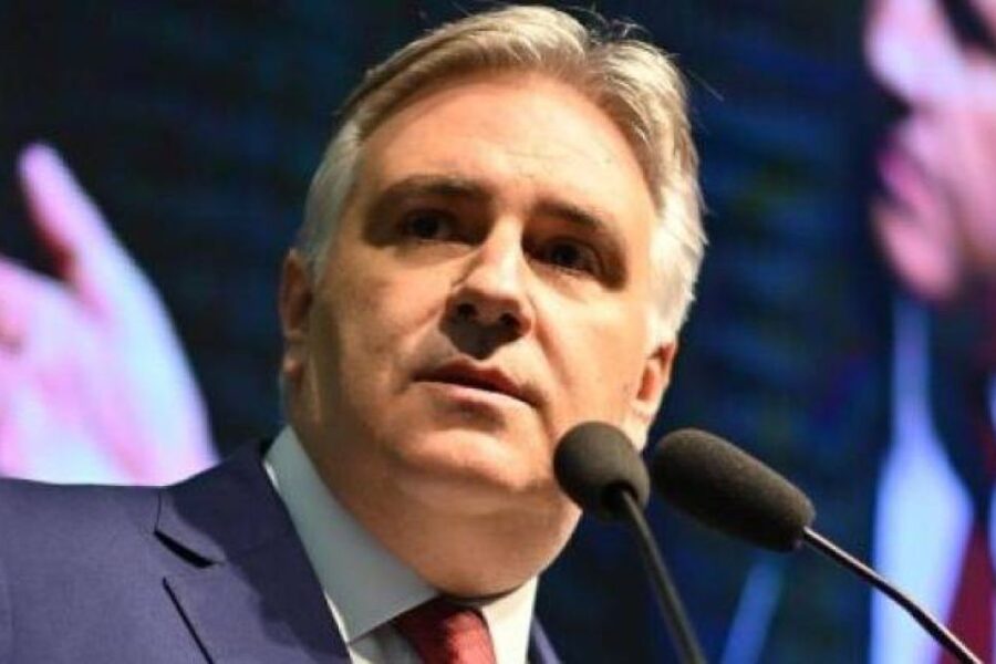 Llaryora cree que si Adorni gana en Caba, LLA presentará lista pura en Córdoba