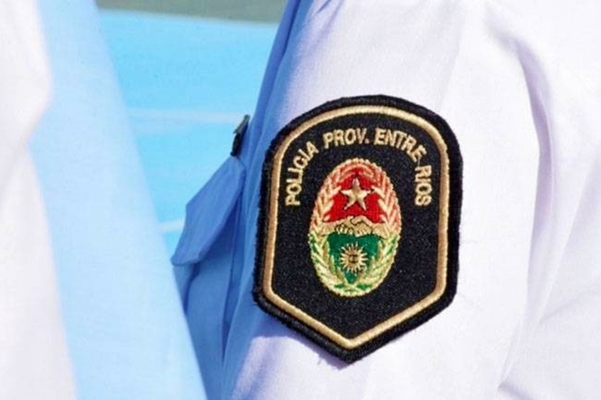 Ordenan la reincorporación de una cadete de Policía y establecen medidas para prevenir la discriminación y la violencia de género