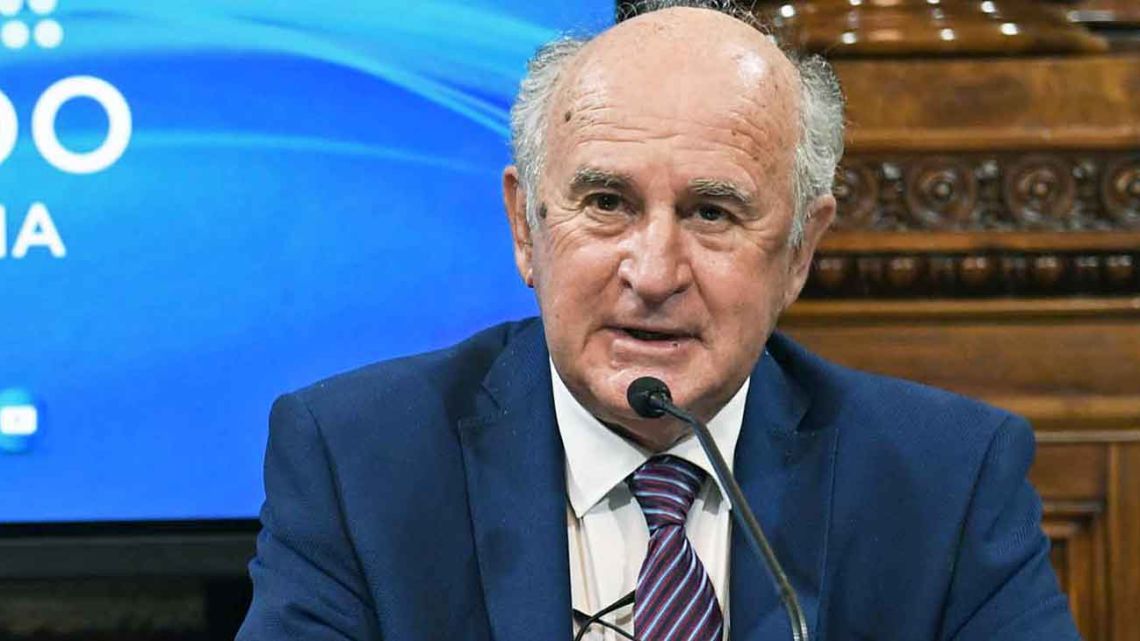 Oscar Parrilli acusa presión sobre un juez para que firme la condena contra Cristina Fernández de Kirchner