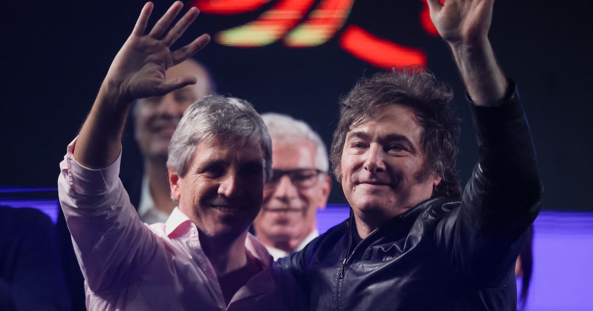 Gobierno reemplaza impuesto PAIS y mantiene superávit fiscal en el primer semestre mediante otros tributos