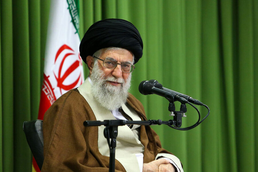 Líder supremo de Irán advierte a EE.UU.: el país no cederá ante las presiones internacionales