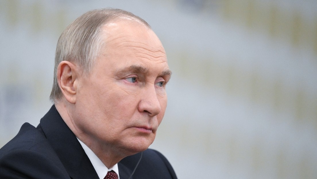 Putin analiza la supuesta intención de Irán de obtener armas nucleares y sus implicaciones internacionales