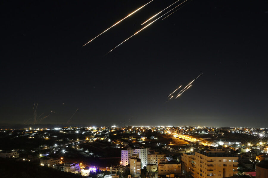 Trump sorprende al elogiar a Irán por su valiente lucha en medio de tensiones internacionales