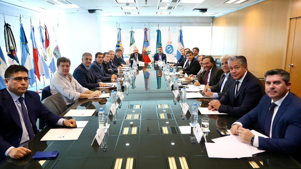 Gobernadores piden a Milei una audiencia para discutir una reforma fiscal