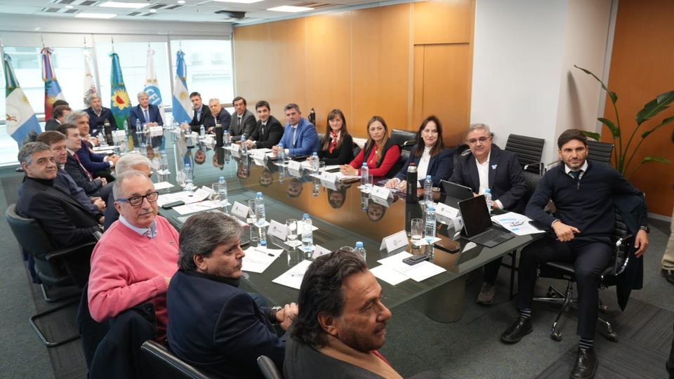 Lejos de un acuerdo con la Rosada, los gobernadores impulsan su propia agenda en búsqueda de fondos