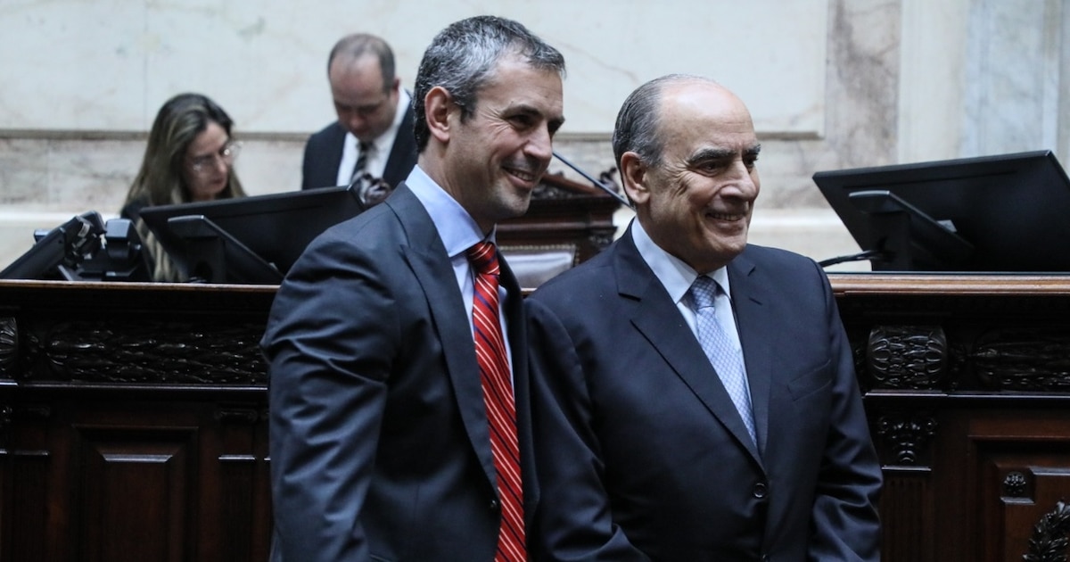 Gobierno presiona al Congreso para debatir proyecto de “dólares del colchón” la próxima semana en medio de tensiones políticas.