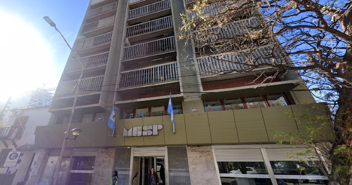 Empleado público de Neuquén denunciado por cobrar sueldo sin trabajar: es hijo de un ex gobernador