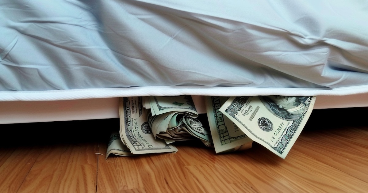 Dólares del colchón: análisis de los artículos clave de la ley que el Gobierno elabora para proteger sus medidas fiscales