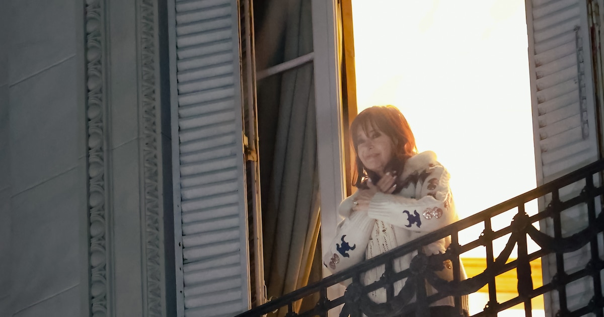 Yamil Santoro solicita restricciones a la prisión domiciliaria de Cristina Kirchner tras agresión en su despacho