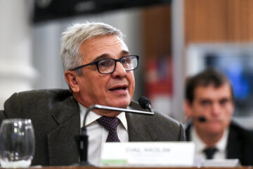 Legislador oficialista analiza el equilibrio fiscal de la provincia y compara con lo heredado