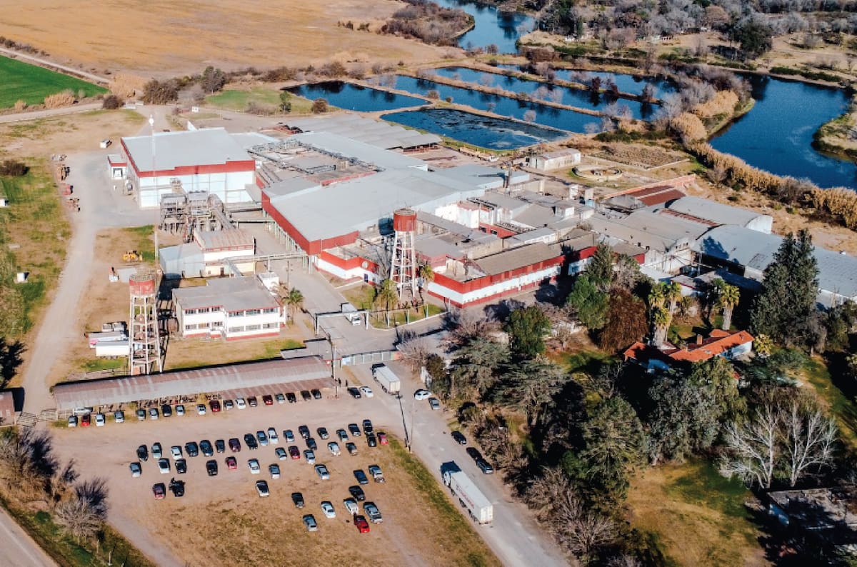 Hermanos adquieren seis frigoríficos en Santa Fe y forman el mayor grupo en la industria cárnica del país