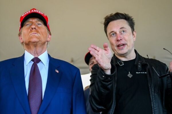Trump critica nuevamente a Musk por sus recientes decisiones y comentarios sobre la economía y la tecnología.