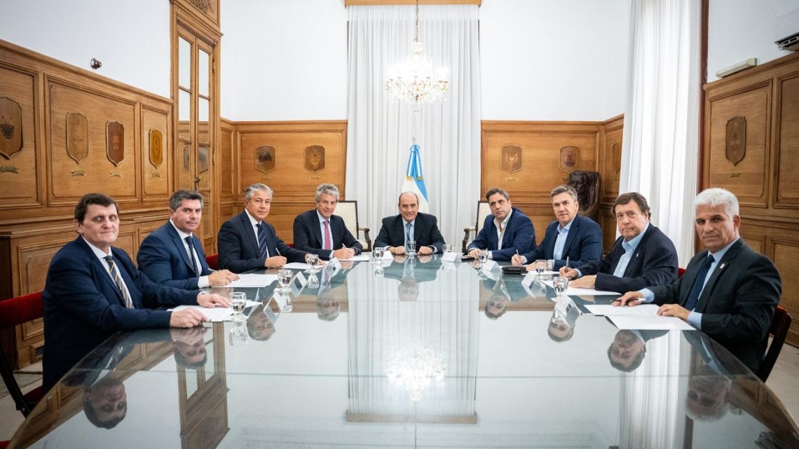 Dólar colchón: Chaco y Misiones adhirieron al Régimen Simplificado de Ganancias