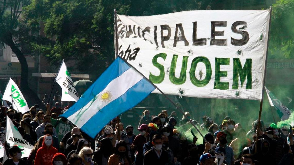 Suoem intensifica el conflicto y utiliza su estrategia provincial para presionar a Llaryora