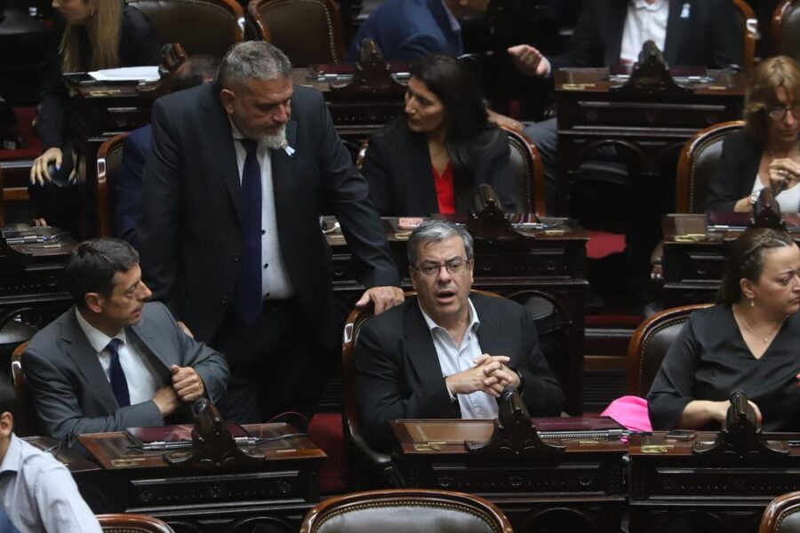 Diputados peronistas proyectan una reacción ante el fallo de la Corte Suprema contra Cristina Kirchner