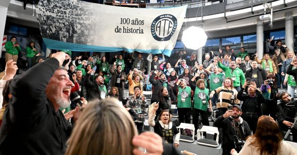 Festejan los estatales: el Gobierno otorgará un bono por única vez en julio, ¿quiénes lo cobran?