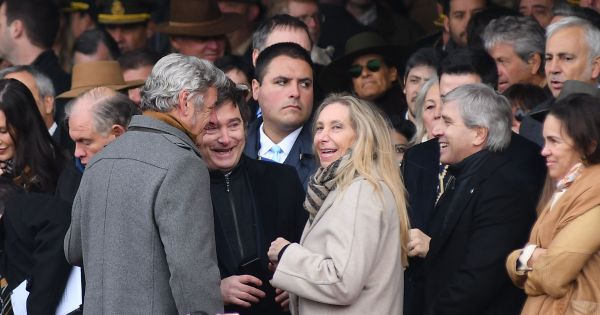 Milei en modo campaña: triángulo de hierro remixado, puentes con los gobernadores y una figura clave