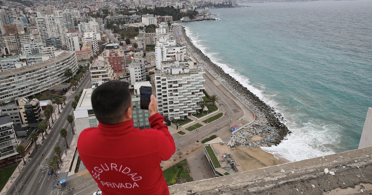 Chile evacua a más de un millón de personas de la costa tras el TERREMOTO en Rusia por riesgo de TSUNAMI
