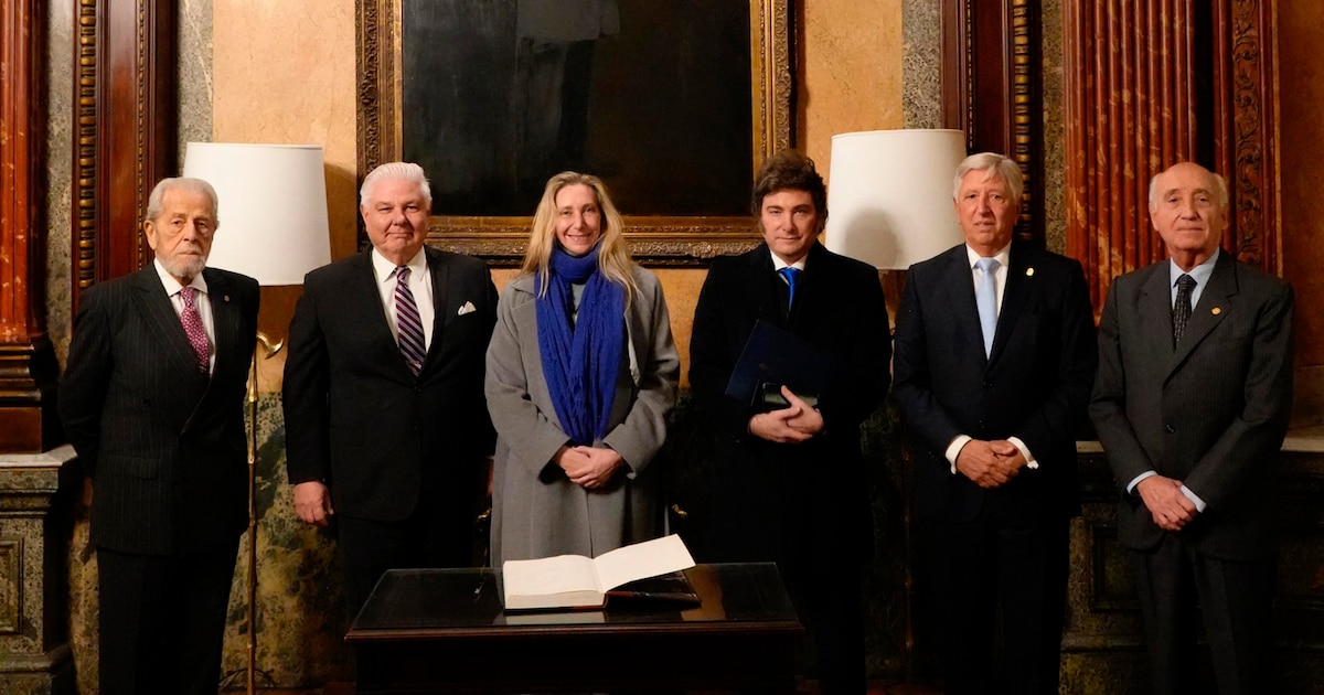 Olivos, en su propio enredo: las vacaciones del Congreso no aseguran la agenda política y económica