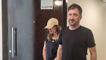 Edgardo Kueider rechazó la extradición simplificada y volvió al arresto domiciliario con tobillera electrónica