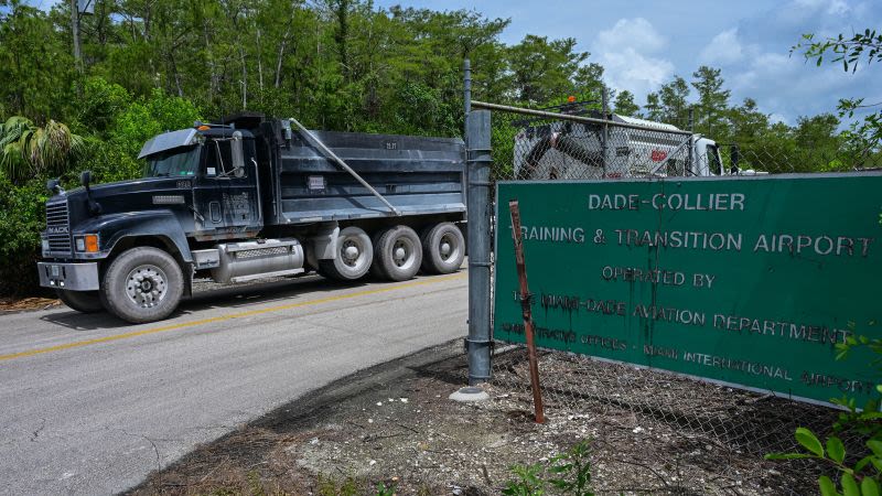 Florida se alista para la controvertida apertura de “Alligator Alcatraz” en medio de la polémica