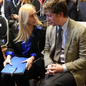 Caputo reposteó una nota de Informe Digital sobre Benegas Lynch y la borró: tensión libertaria con Entre Ríos de fondo