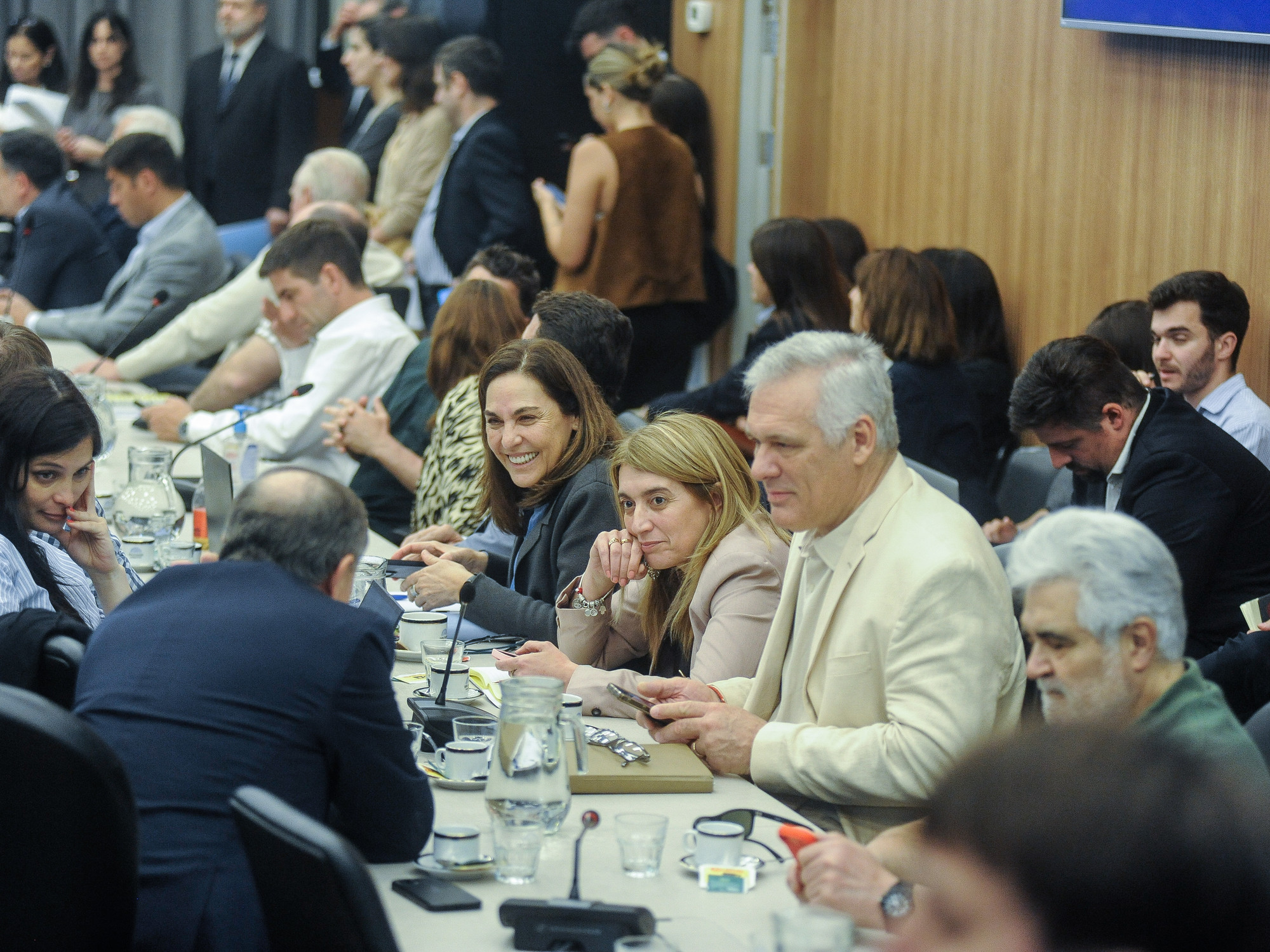 La oposición en Diputados buscará dictaminar el martes varios proyectos para financiar al Garrahan y las Universidades
