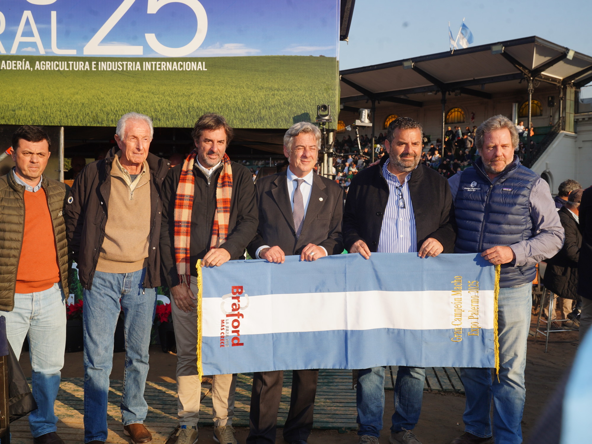 La interna que tomó temperatura y sacude a la Rural en la previa de su inauguración oficial