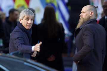 Bajo la órbita de Caputo. La Aduana quedó en la mira por el avión de Scatturice al que no le controlaron el equipaje