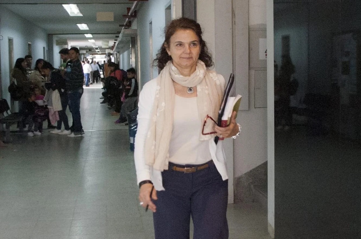 Barbagelata pierde en su intento de excluir pruebas en la causa Contratos tras reversión de resolución