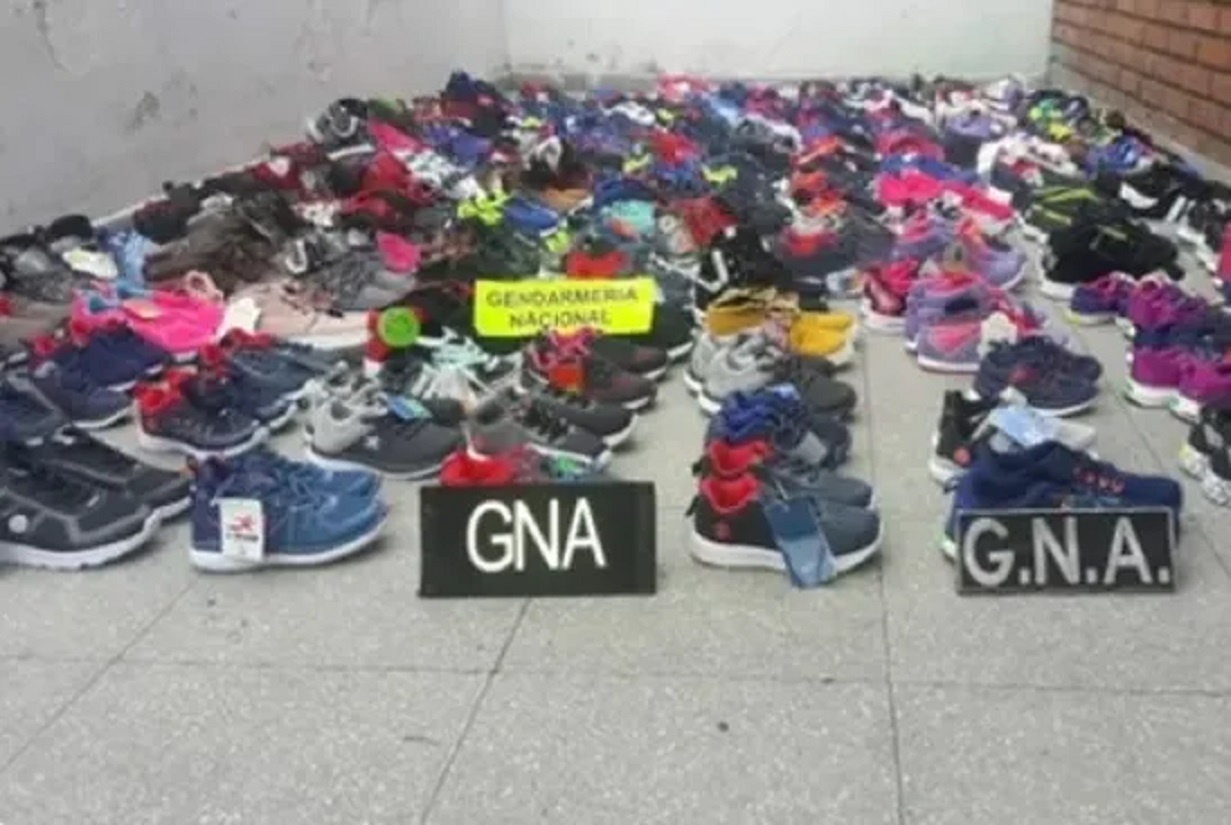 Cuatro condenados en juicio abreviado por contrabando de zapatillas en Entre Ríos y Uruguay