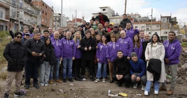 Las otras fotos de Milei en La Matanza, los números que inquietan a LLA y Carrió candidata