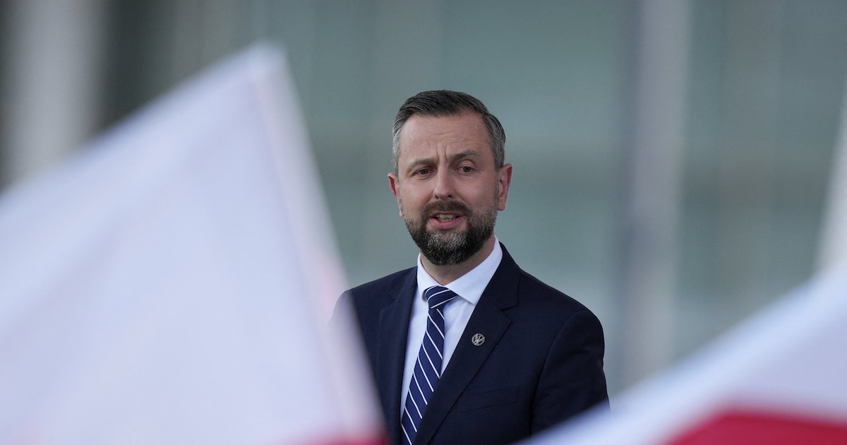 Polonia asegura que el alto el fuego en Ucrania está más cerca y menciona posible invitación a Zelensky en cumbre Trump-Putin